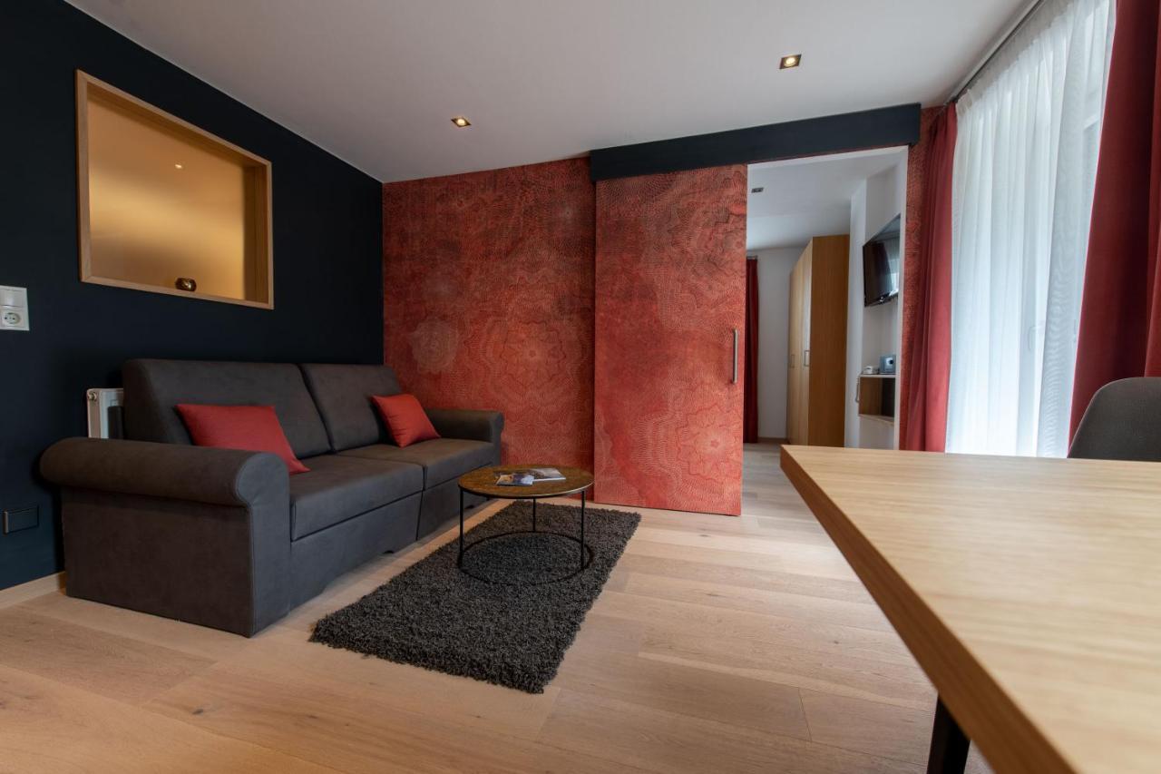 Lapis Monti - Apartments&Suites Burgusio Extérieur photo